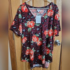 💜NWT💜 LuLaRoe Iris Top